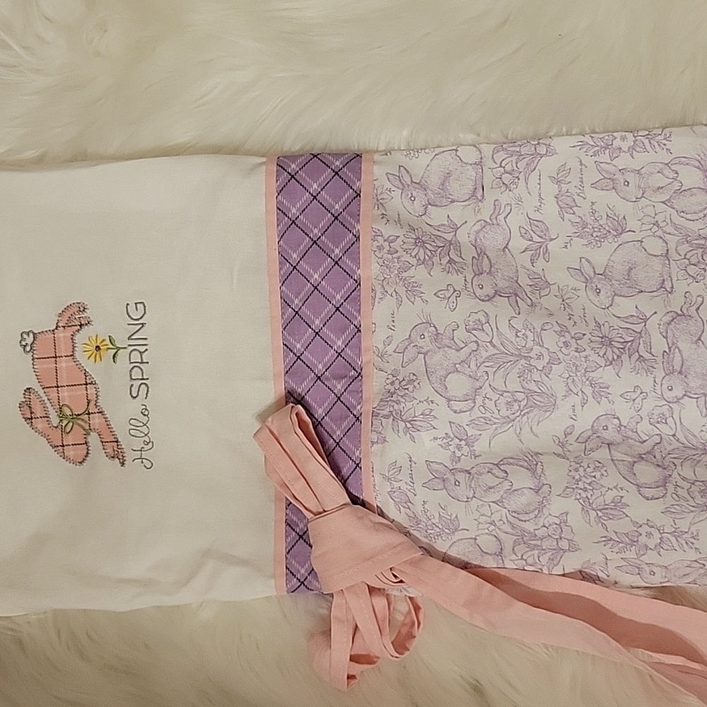 Spring & Main hostess apron embroidery bunny rabbit flower pink Lilac plaid …New - Picture 3 of 9